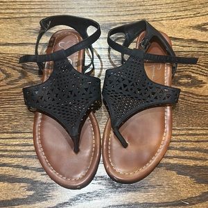 Jessica Simpson black sandals